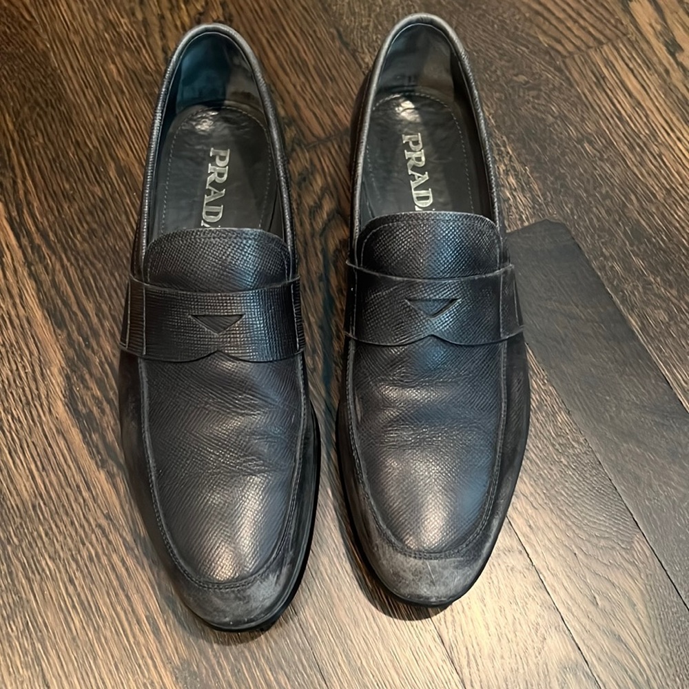 Prada Saffiano Loafers Size 8.5